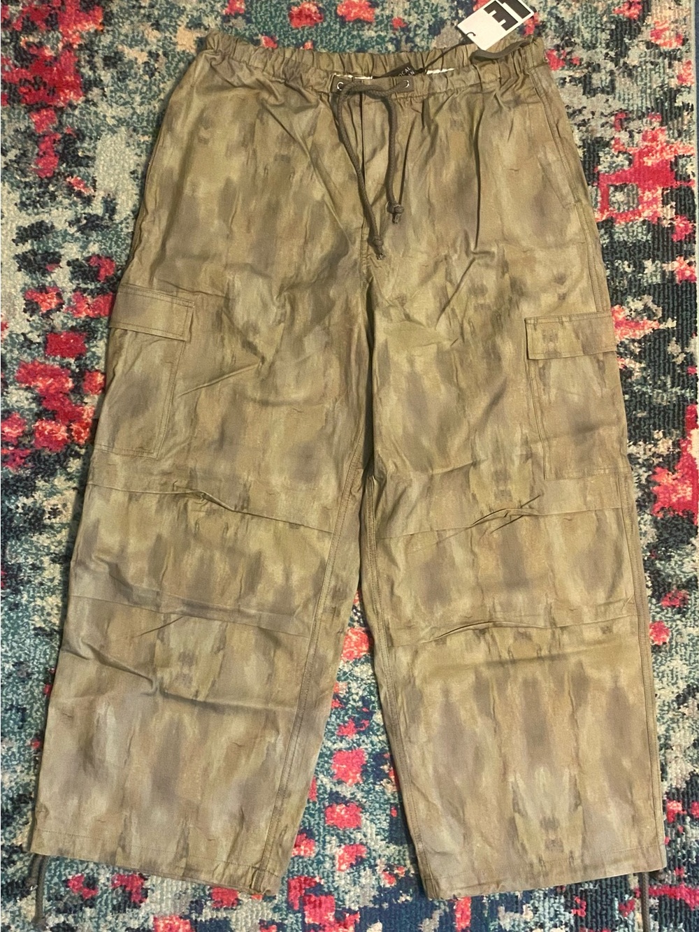 Local European Green Gray Oversized Camo Parachute Cargo Pants Size XL NEW - Picture 3 of 10